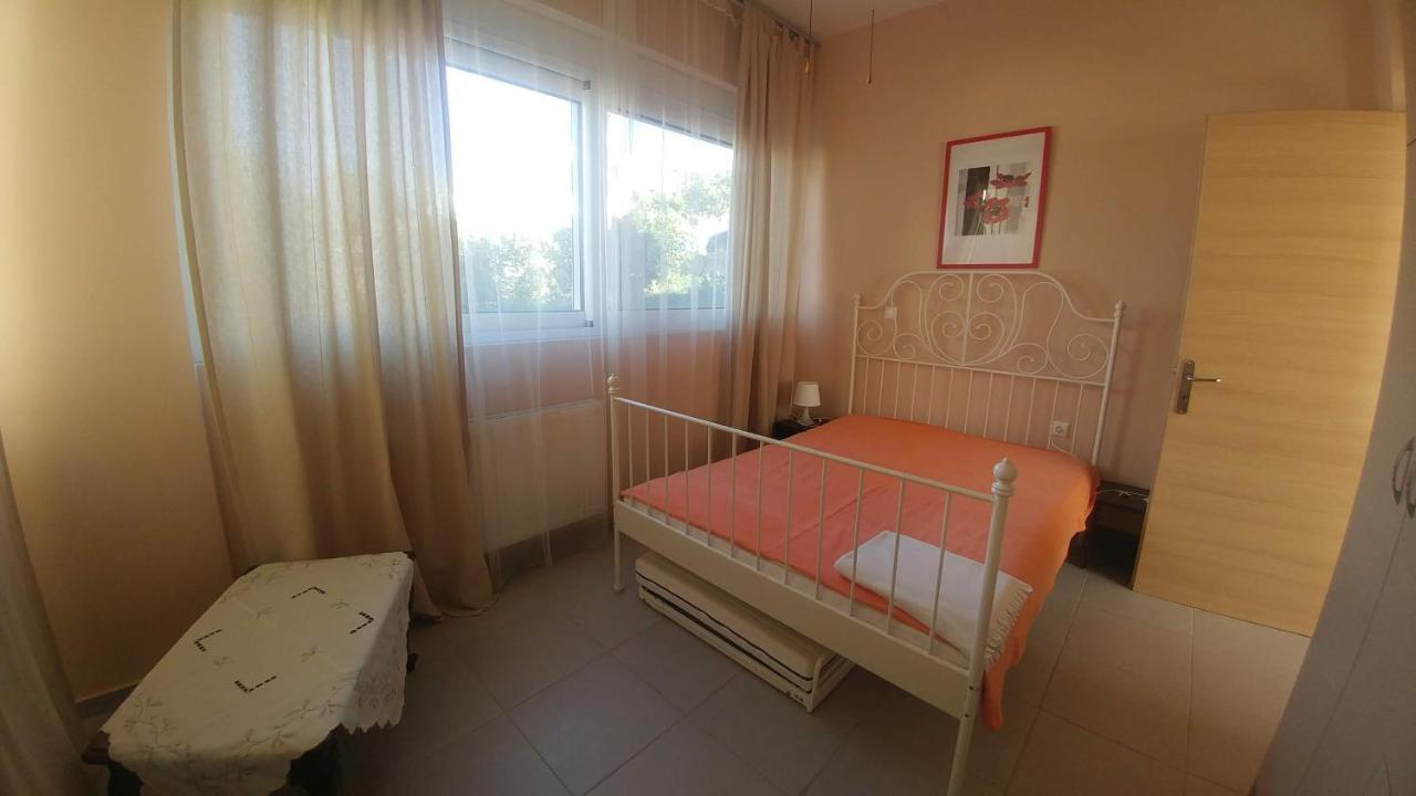 Family Apartment Dervéni Kültér fotó